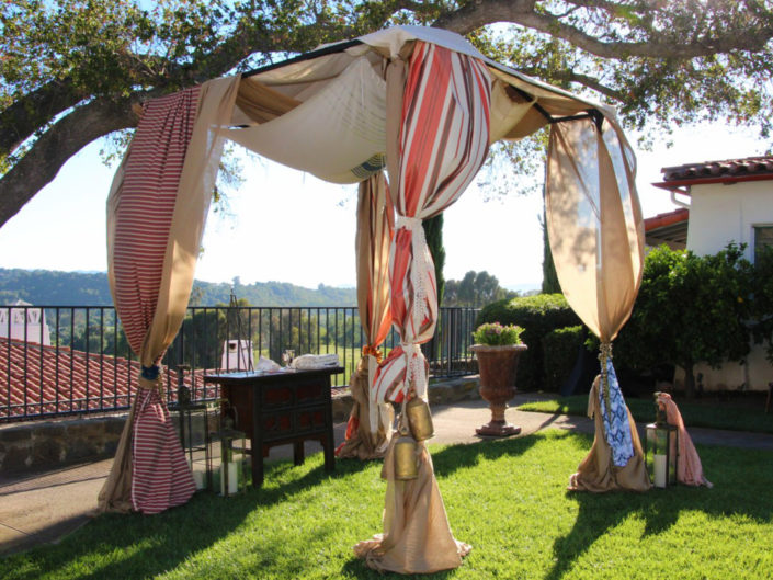 chuppah, outdoor ceremony, wedding views, grass, bohemian, themed, wedding designs