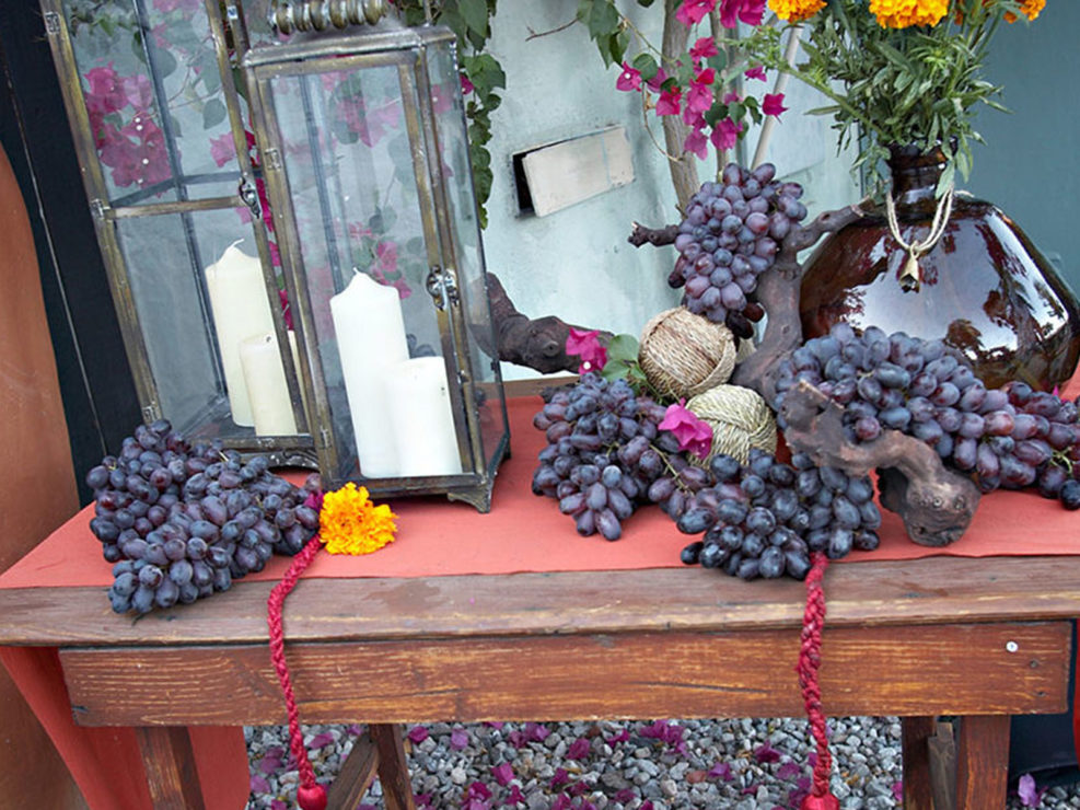 table setting, rustic design, grapes, vibrant colors, candles, rope, event planning, kristin banta designs