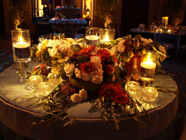 wedding reception, tablescape, candlelit dinner dinner, wedding decor, wedding design, floral arrangements, outdoor seating, party decor, party design, iron seats, table design, floral arrangements, red roses, candles, event design